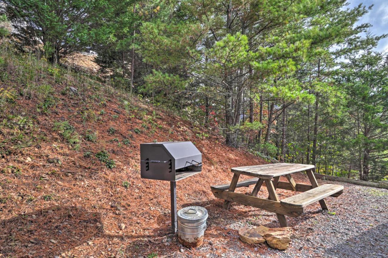 Вилла Smoky Mountain Retreat With Hot Tub, Arcade Games Пиджен-Фордж Экстерьер фото