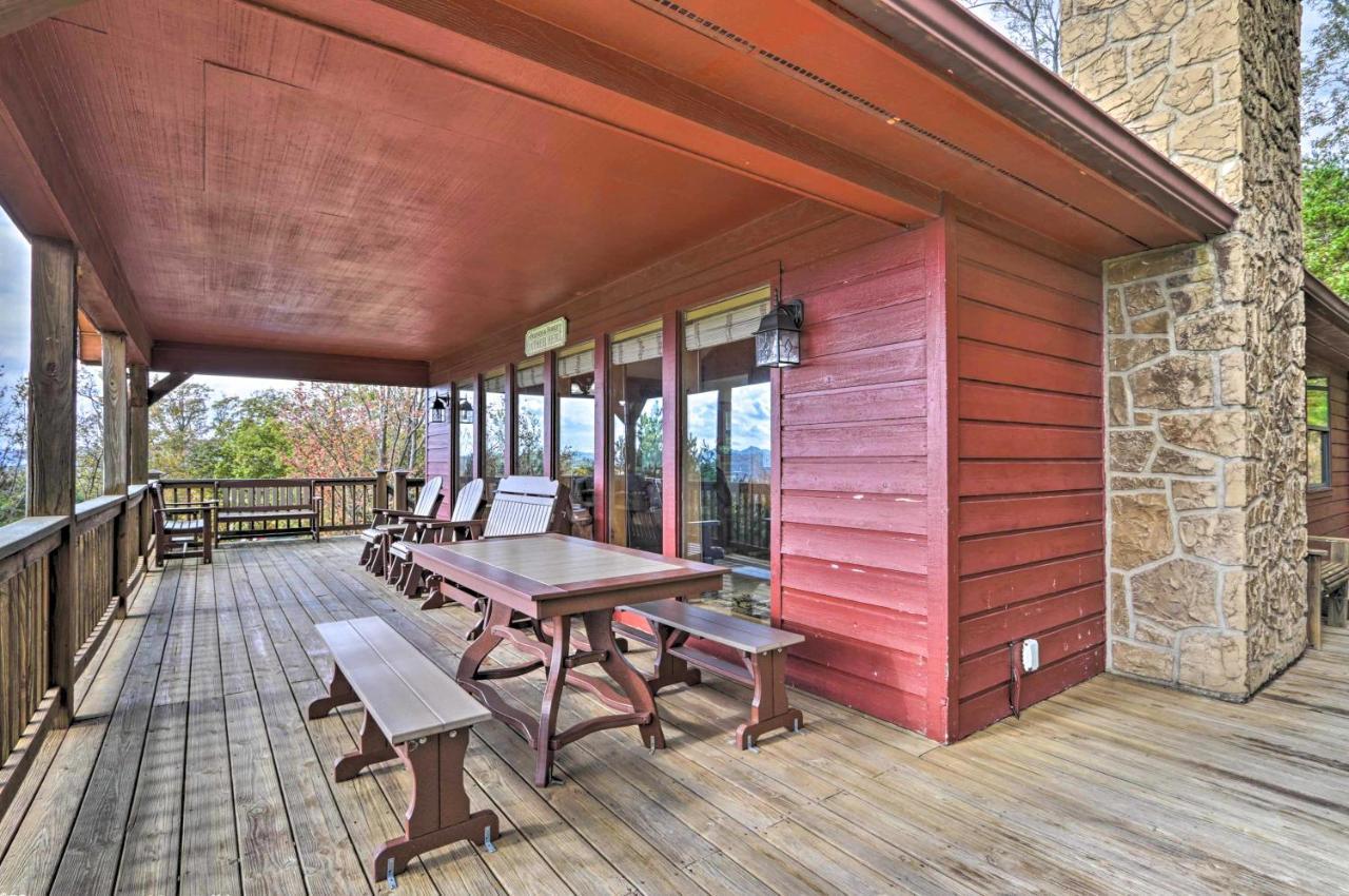 Вилла Smoky Mountain Retreat With Hot Tub, Arcade Games Пиджен-Фордж Экстерьер фото