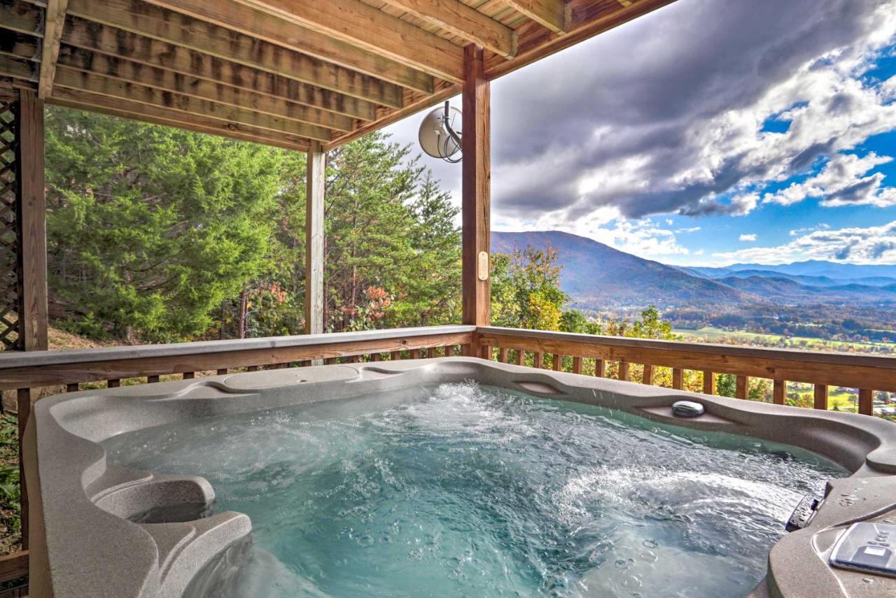 Вилла Smoky Mountain Retreat With Hot Tub, Arcade Games Пиджен-Фордж Экстерьер фото